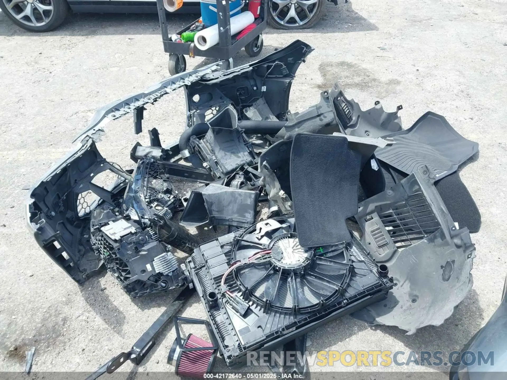 12 Photograph of a damaged car WBS33AY01PFP51123 BMW M3 2023