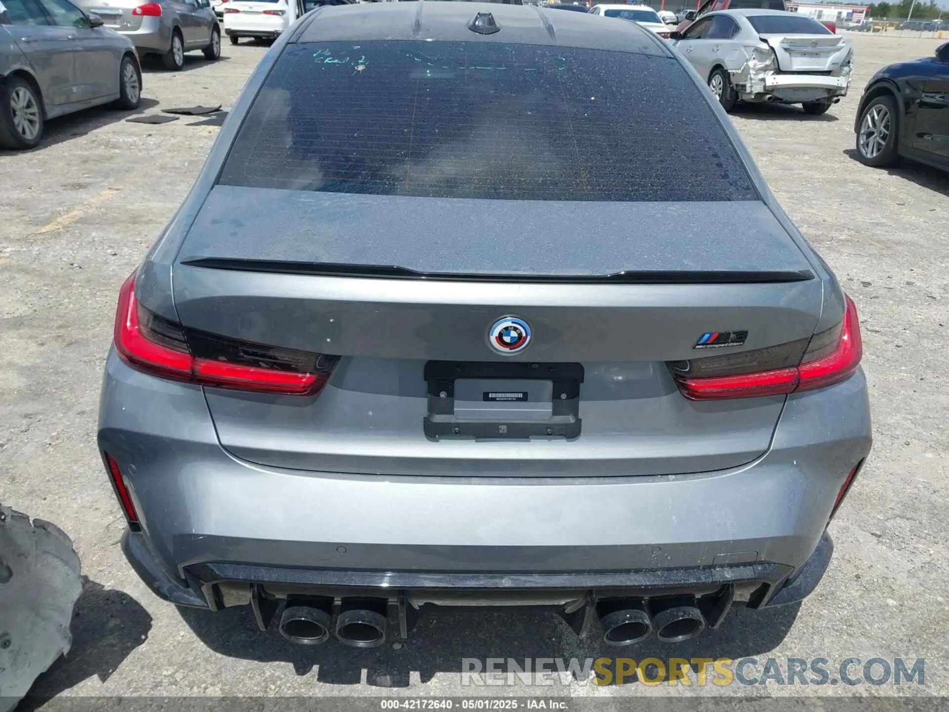 17 Photograph of a damaged car WBS33AY01PFP51123 BMW M3 2023