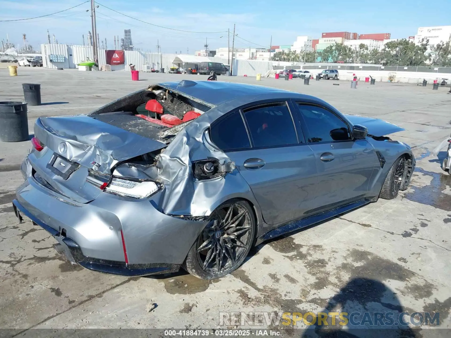 4 Photograph of a damaged car WBS33AY09PFN37528 BMW M3 2023