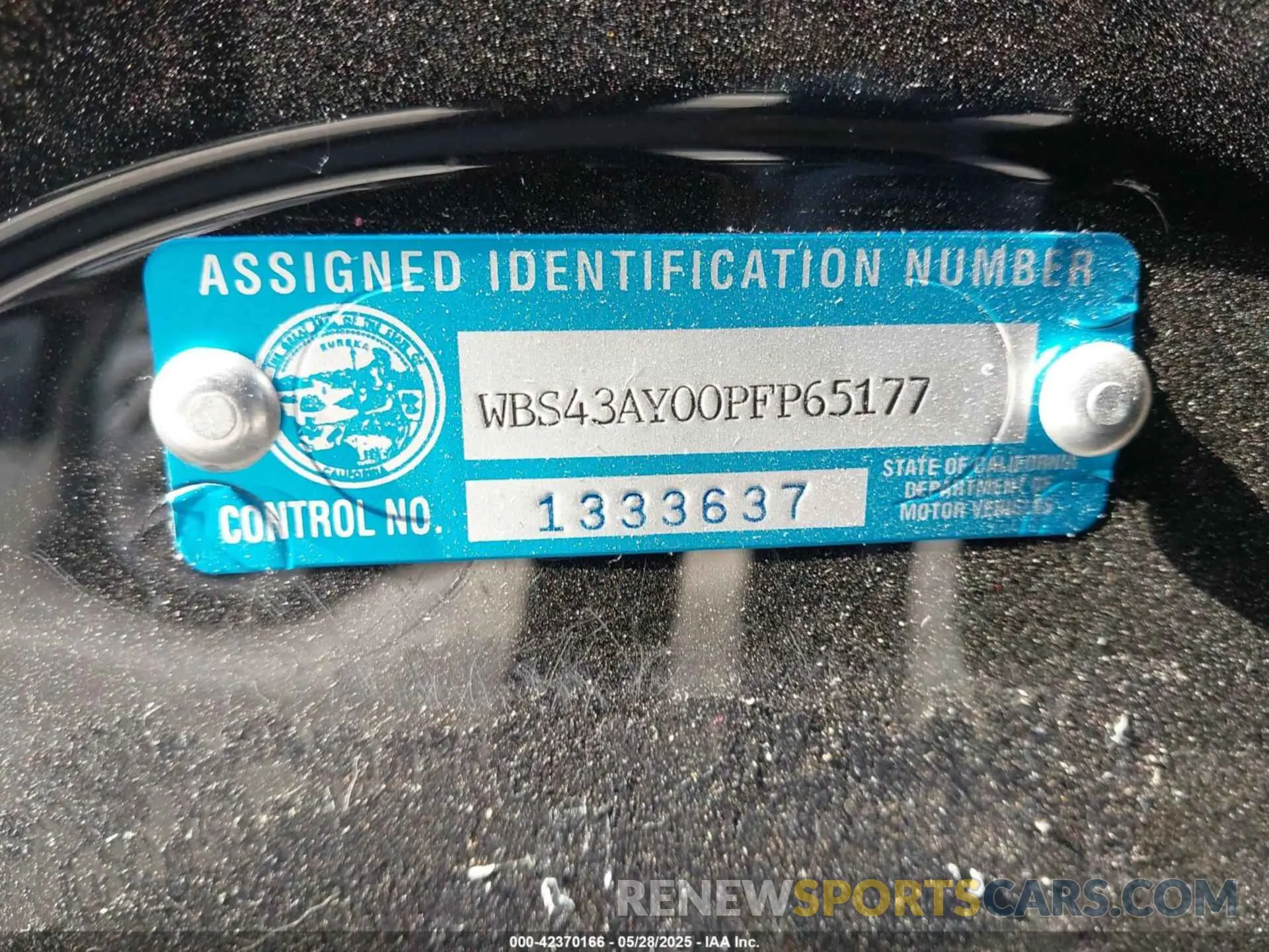 9 Photograph of a damaged car WBS43AY00PFP65177 BMW M3 2023