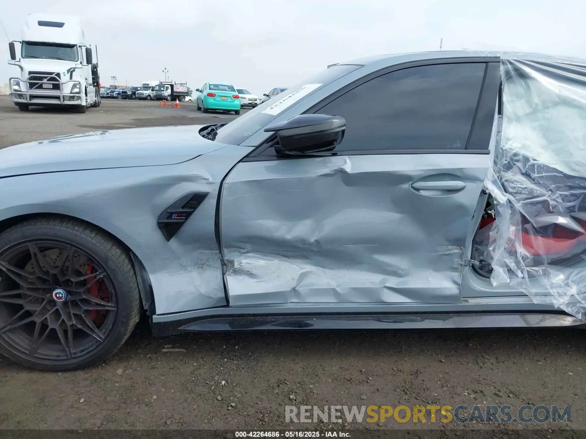 6 Photograph of a damaged car WBS43AY02PFN84856 BMW M3 2023