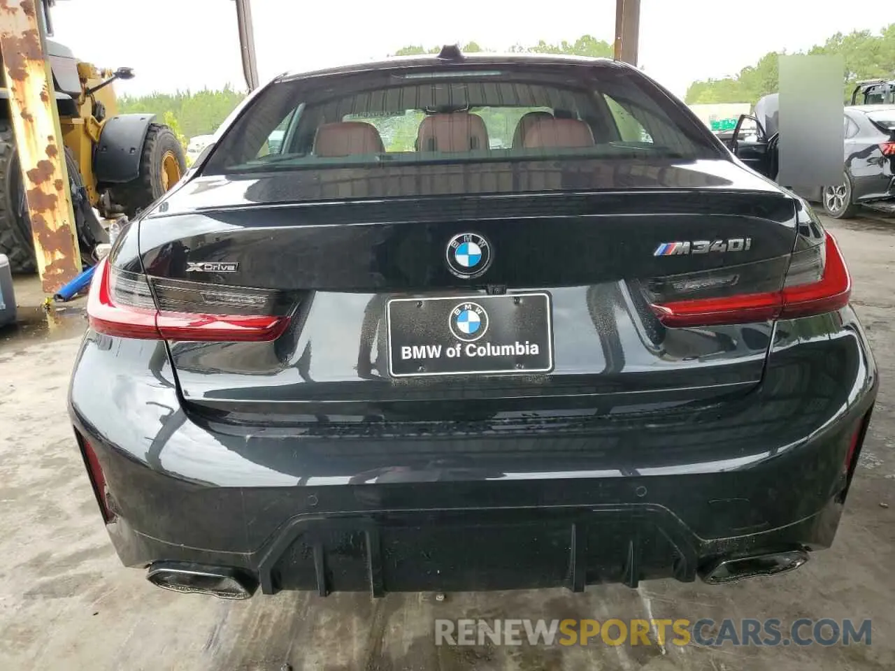 6 Photograph of a damaged car 3MW49FF04R8D93003 BMW M3 2024
