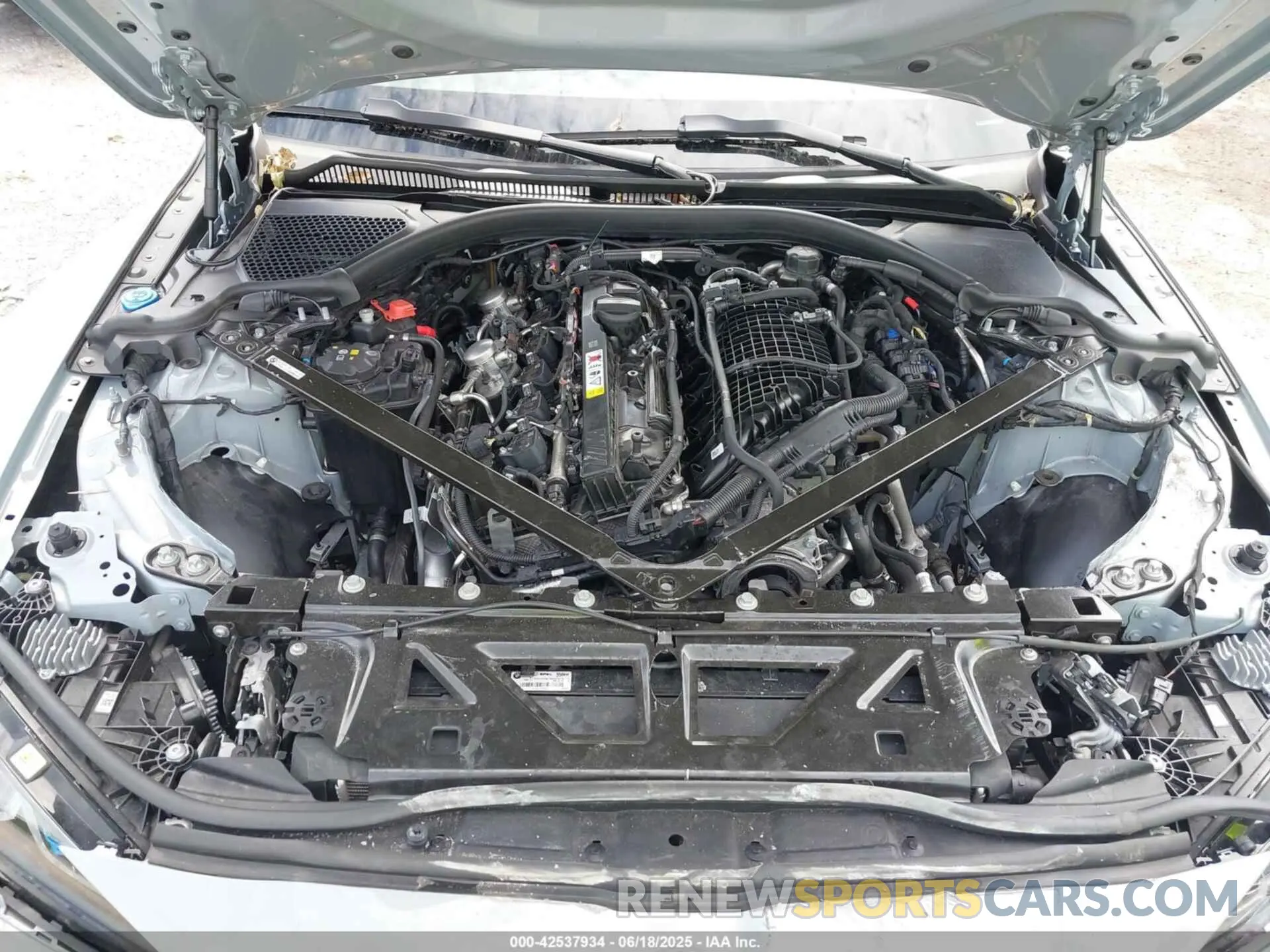 10 Photograph of a damaged car WBS43AY03RFS40486 BMW M3 2024