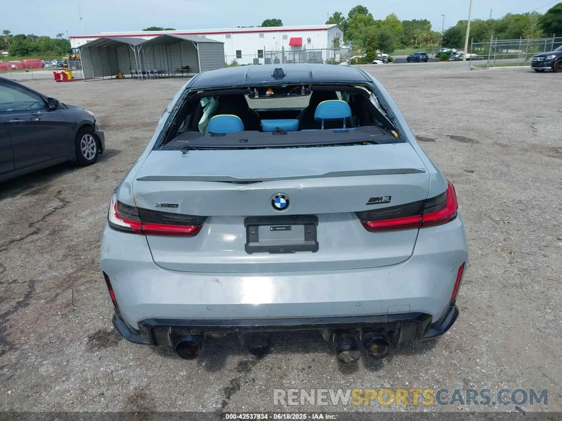 15 Photograph of a damaged car WBS43AY03RFS40486 BMW M3 2024