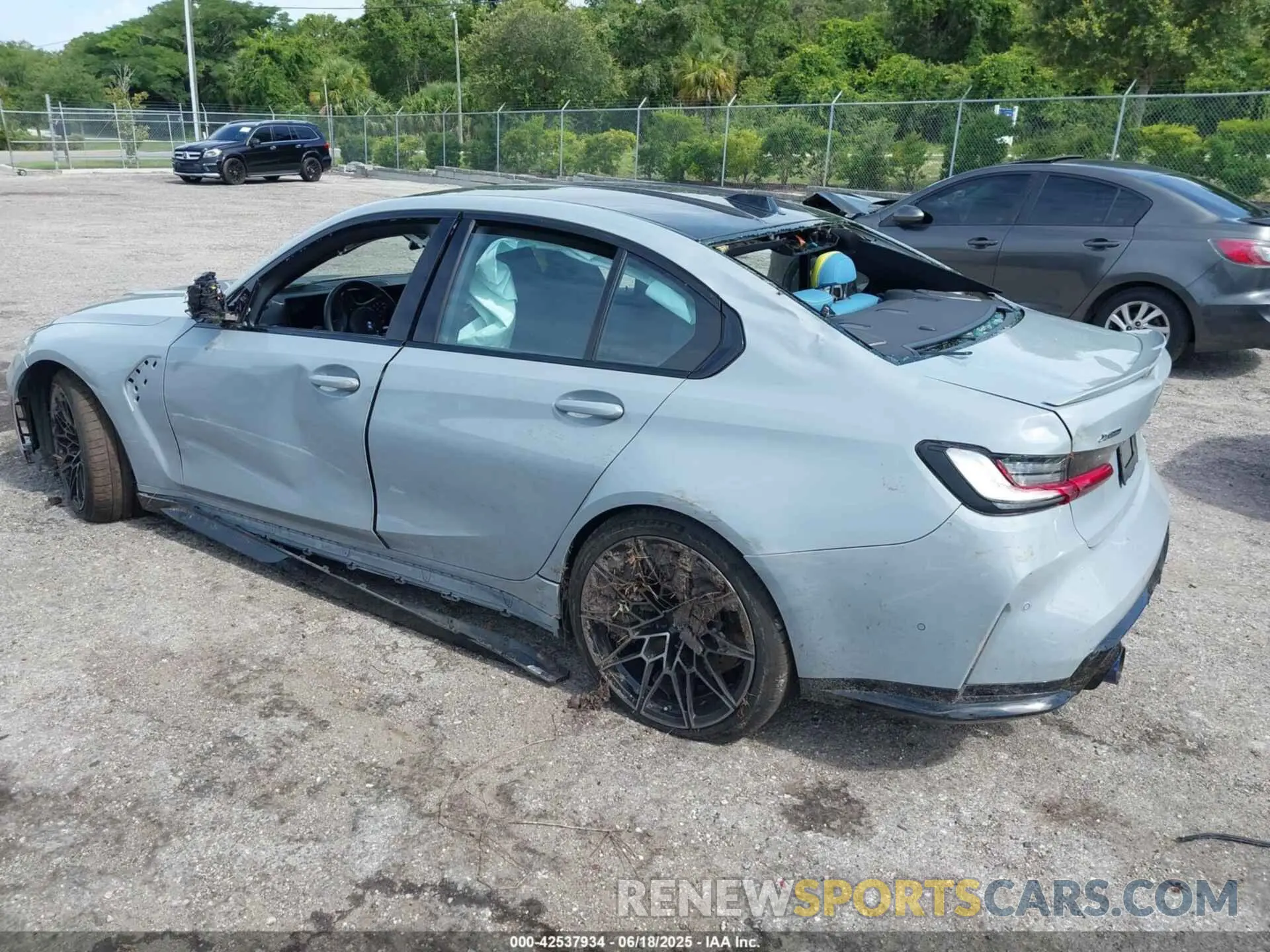 3 Photograph of a damaged car WBS43AY03RFS40486 BMW M3 2024