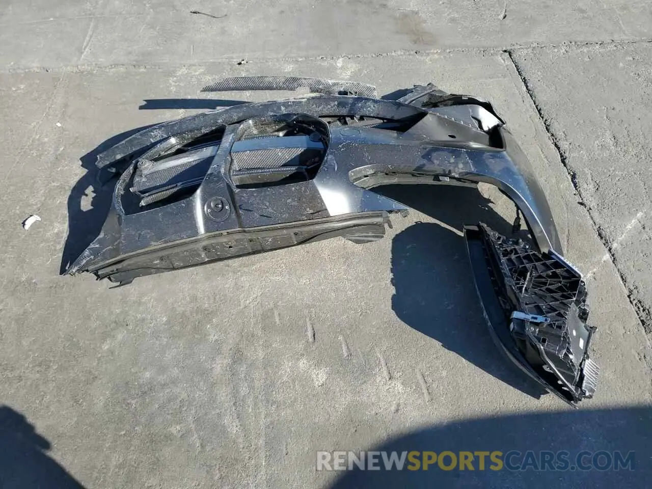 14 Photograph of a damaged car WBS43AY03RFT04493 BMW M3 2024