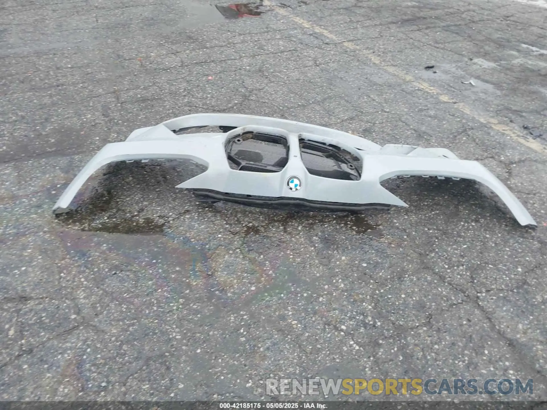 11 Photograph of a damaged car WBS43AY03RFT56948 BMW M3 2024