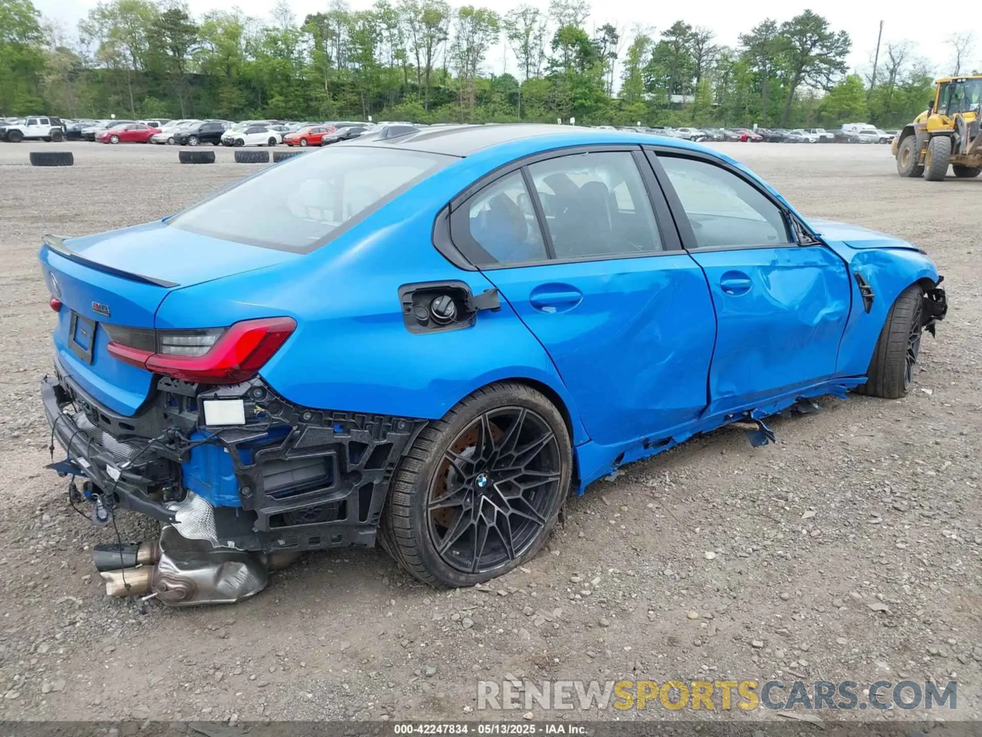 4 Photograph of a damaged car WBS33HJ01SFU28279 BMW M3 2025