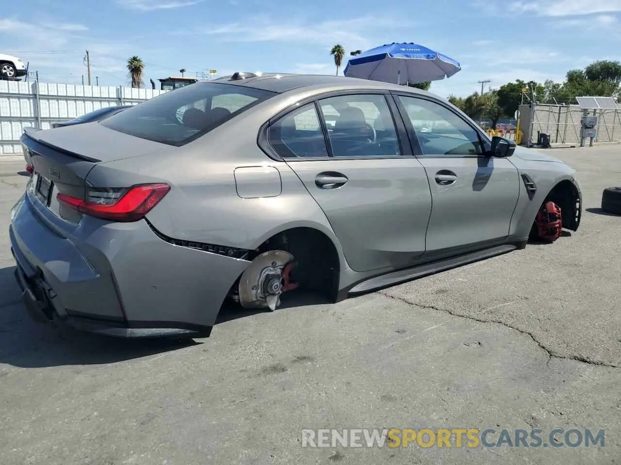 3 Photograph of a damaged car WBS33HJ02SFT91341 BMW M3 2025