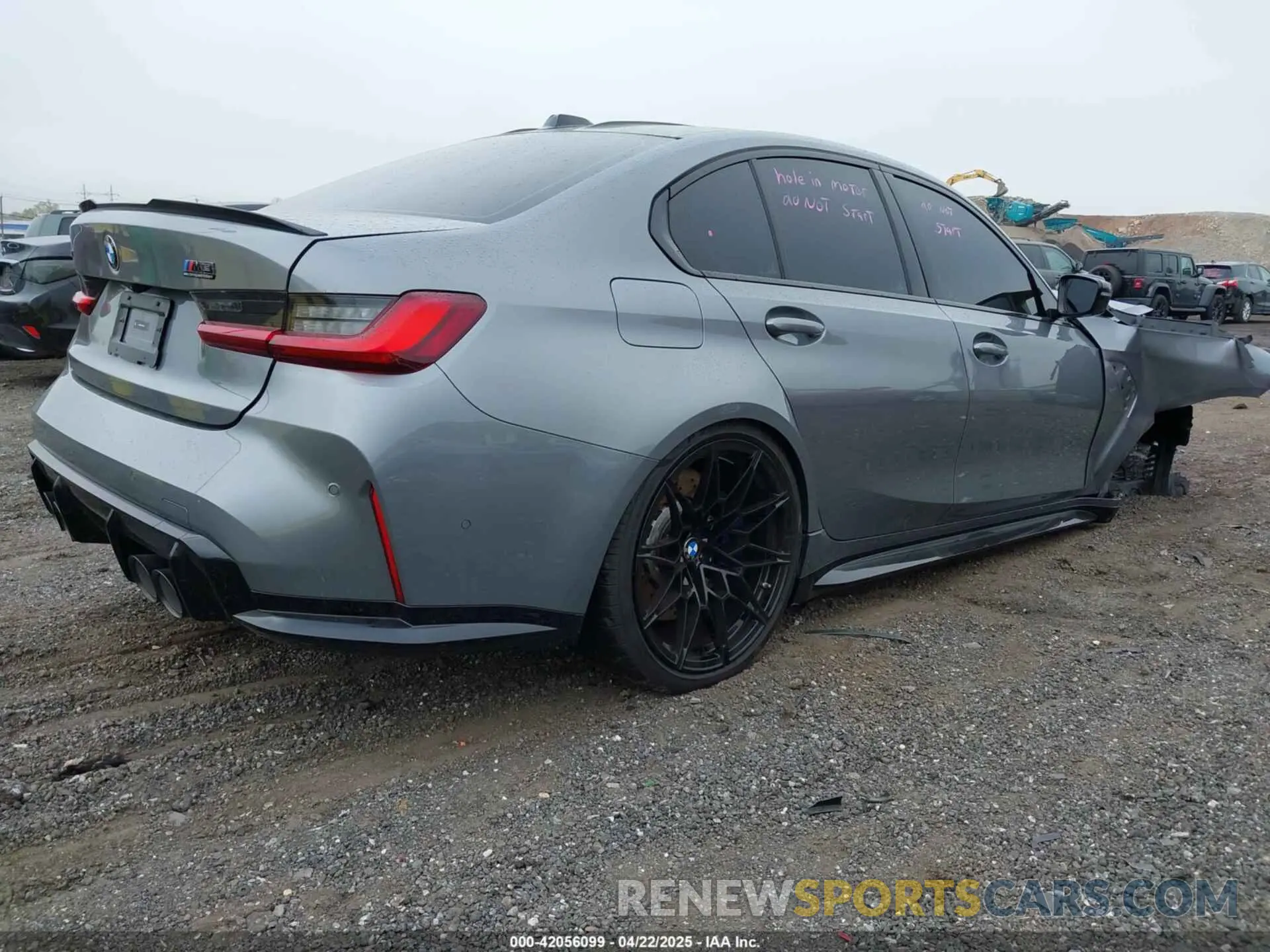 4 Photograph of a damaged car WBS33HJ07SFU09283 BMW M3 2025
