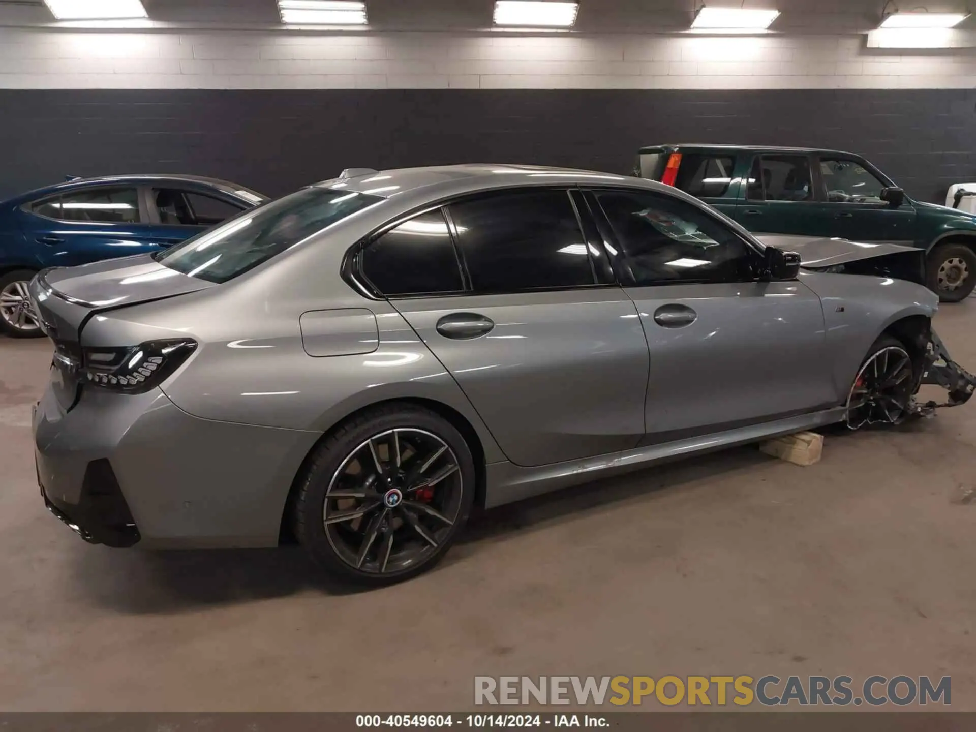 4 Photograph of a damaged car WBA43FF07PFN66910 BMW M340I 2023