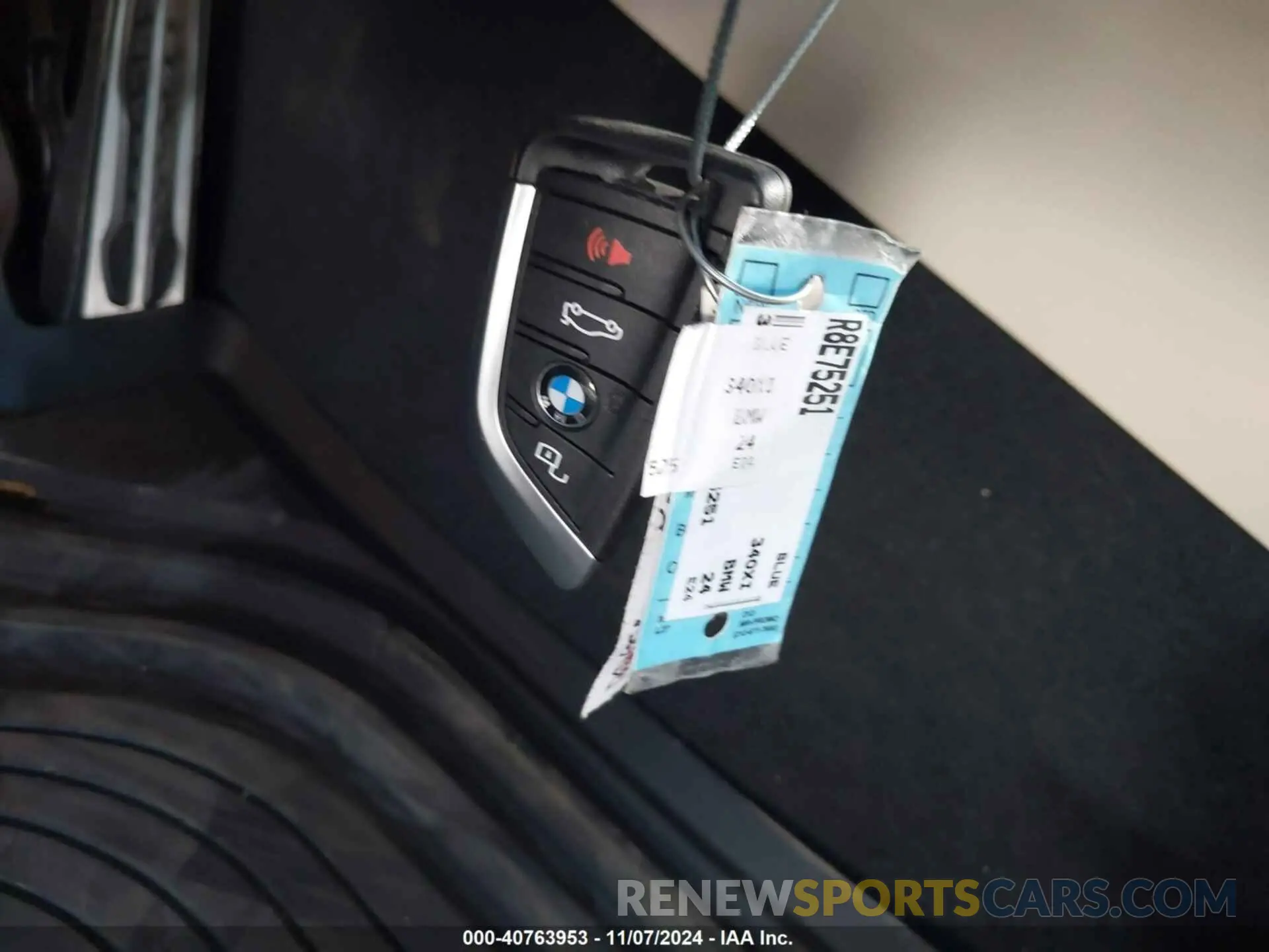 11 Photograph of a damaged car 3MW49FF06R8E75251 BMW M340I 2024