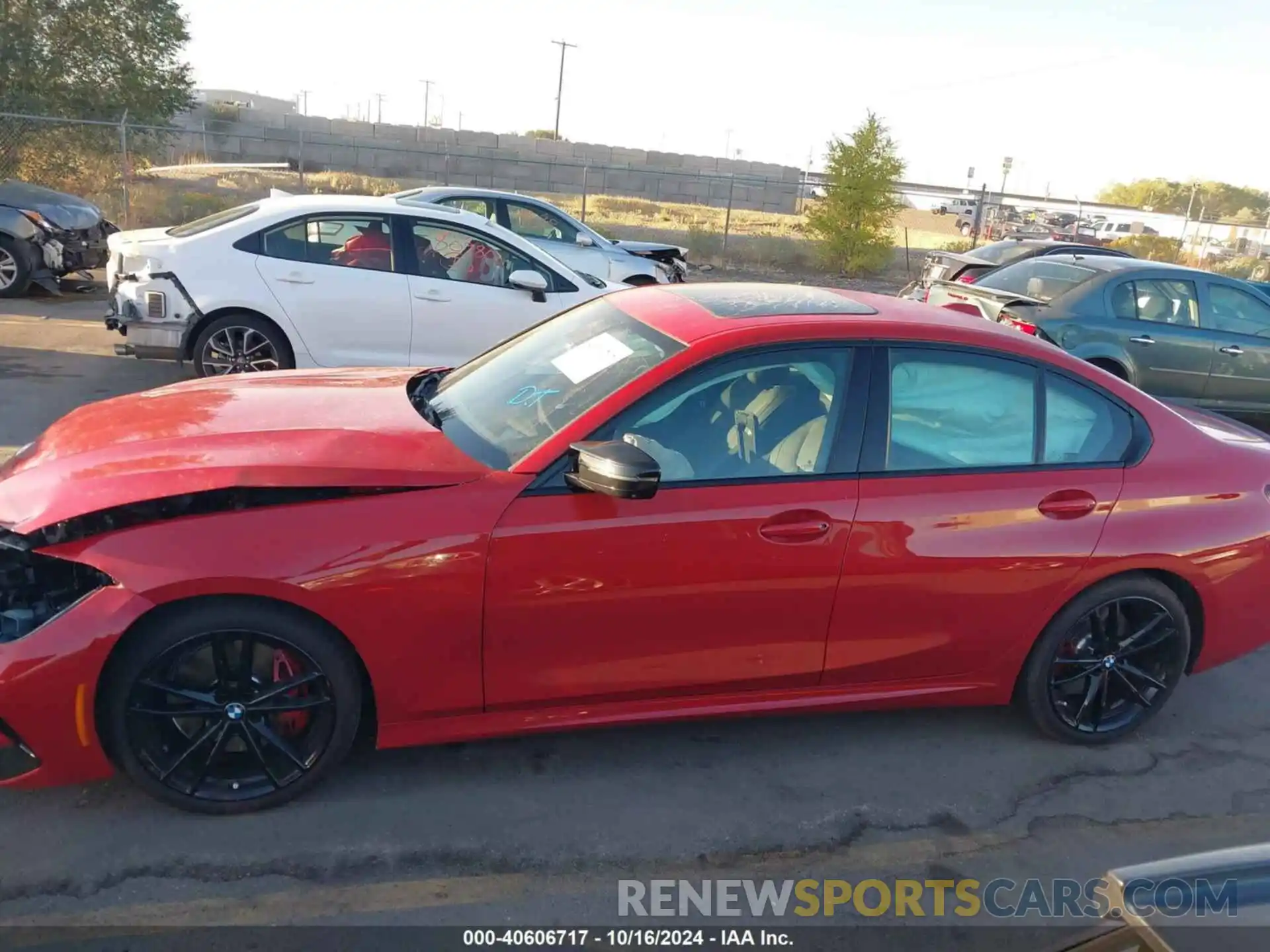 15 Photograph of a damaged car 3MW49FS02R8E49655 BMW M340I 2024