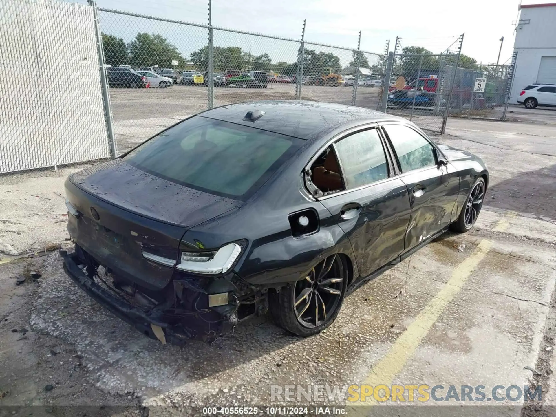 4 Photograph of a damaged car 3MW49FS0XR8E08965 BMW M340I 2024