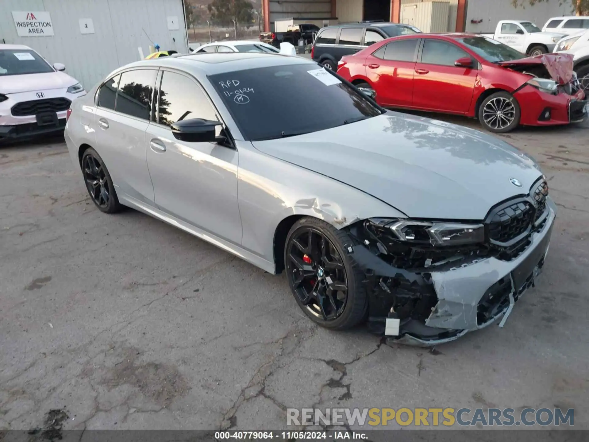 1 Photograph of a damaged car 3MW59FT05S8E98325 BMW M340I 2025