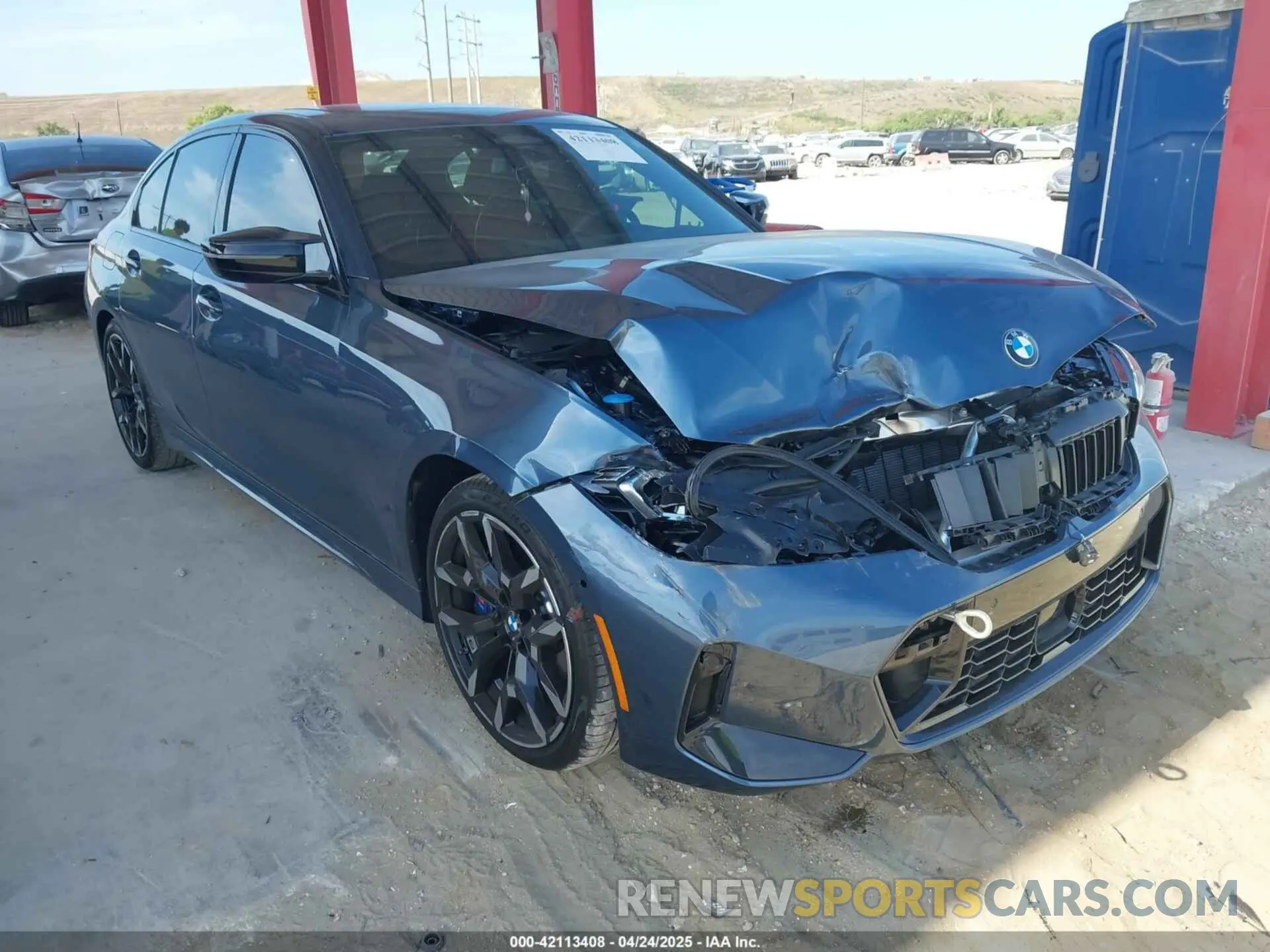 1 Photograph of a damaged car 3MW59FT05S8F47278 BMW M340I 2025