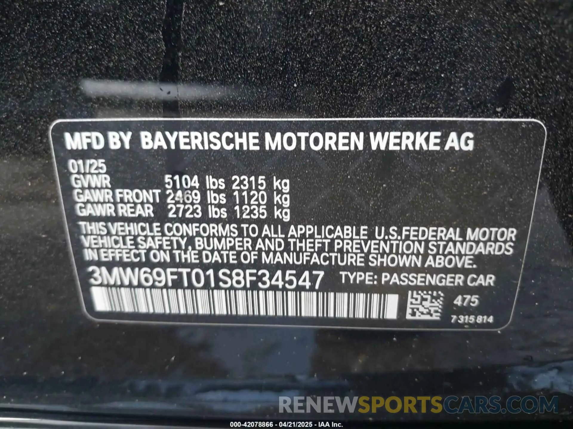 9 Photograph of a damaged car 3MW69FT01S8F34547 BMW M340I 2025