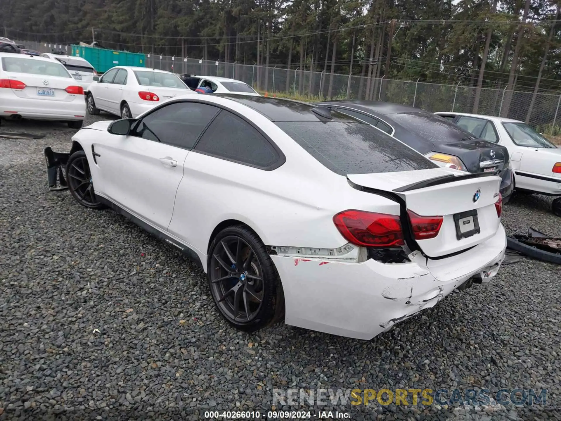 3 Photograph of a damaged car WBS3S7C53KAC09717 BMW M4 2019