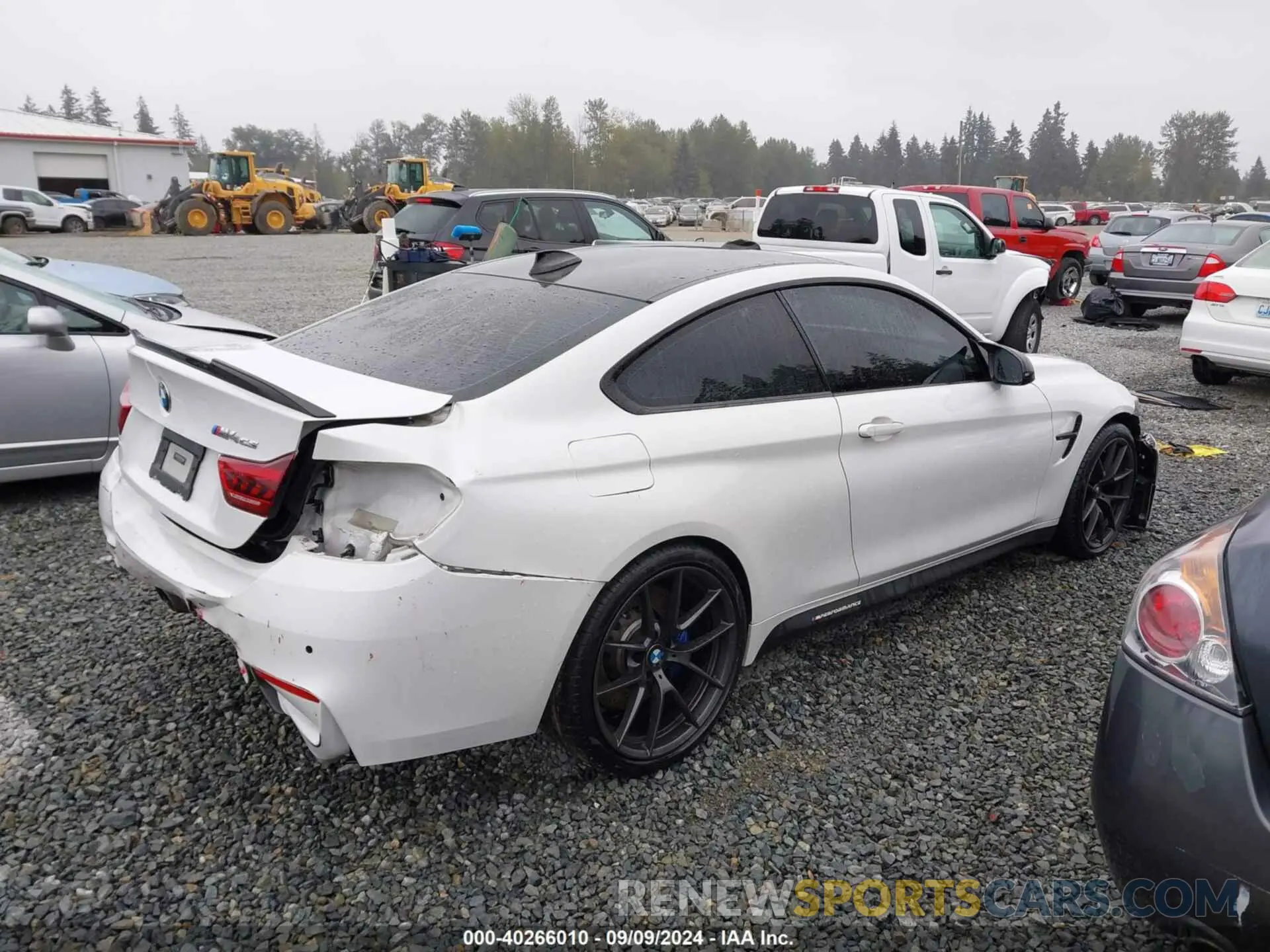 4 Photograph of a damaged car WBS3S7C53KAC09717 BMW M4 2019