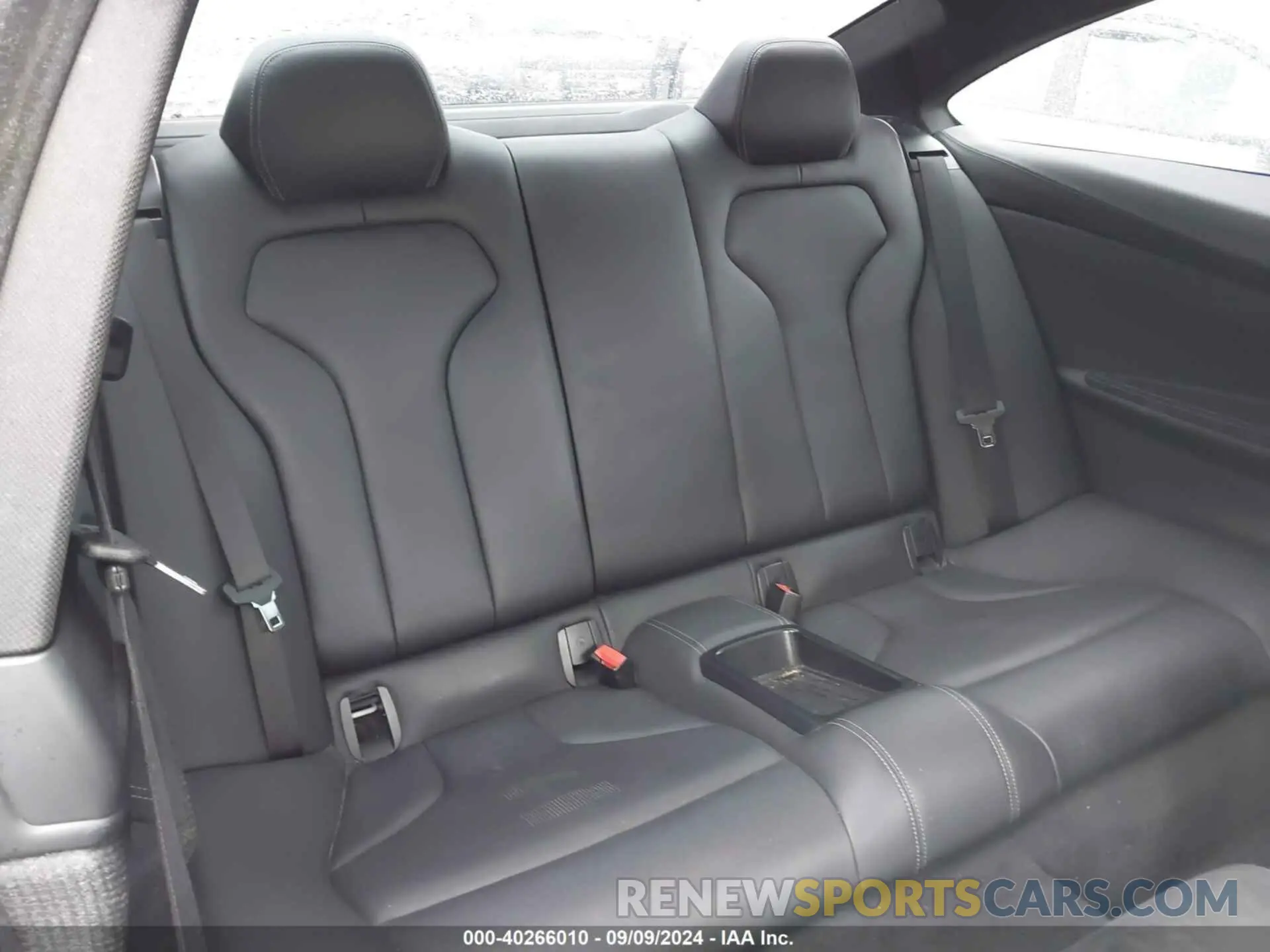 8 Photograph of a damaged car WBS3S7C53KAC09717 BMW M4 2019