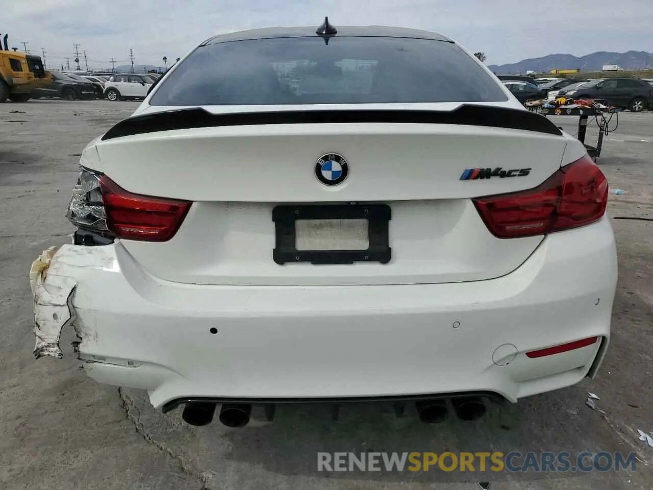 6 Photograph of a damaged car WBS3S7C55KAC09752 BMW M4 2019