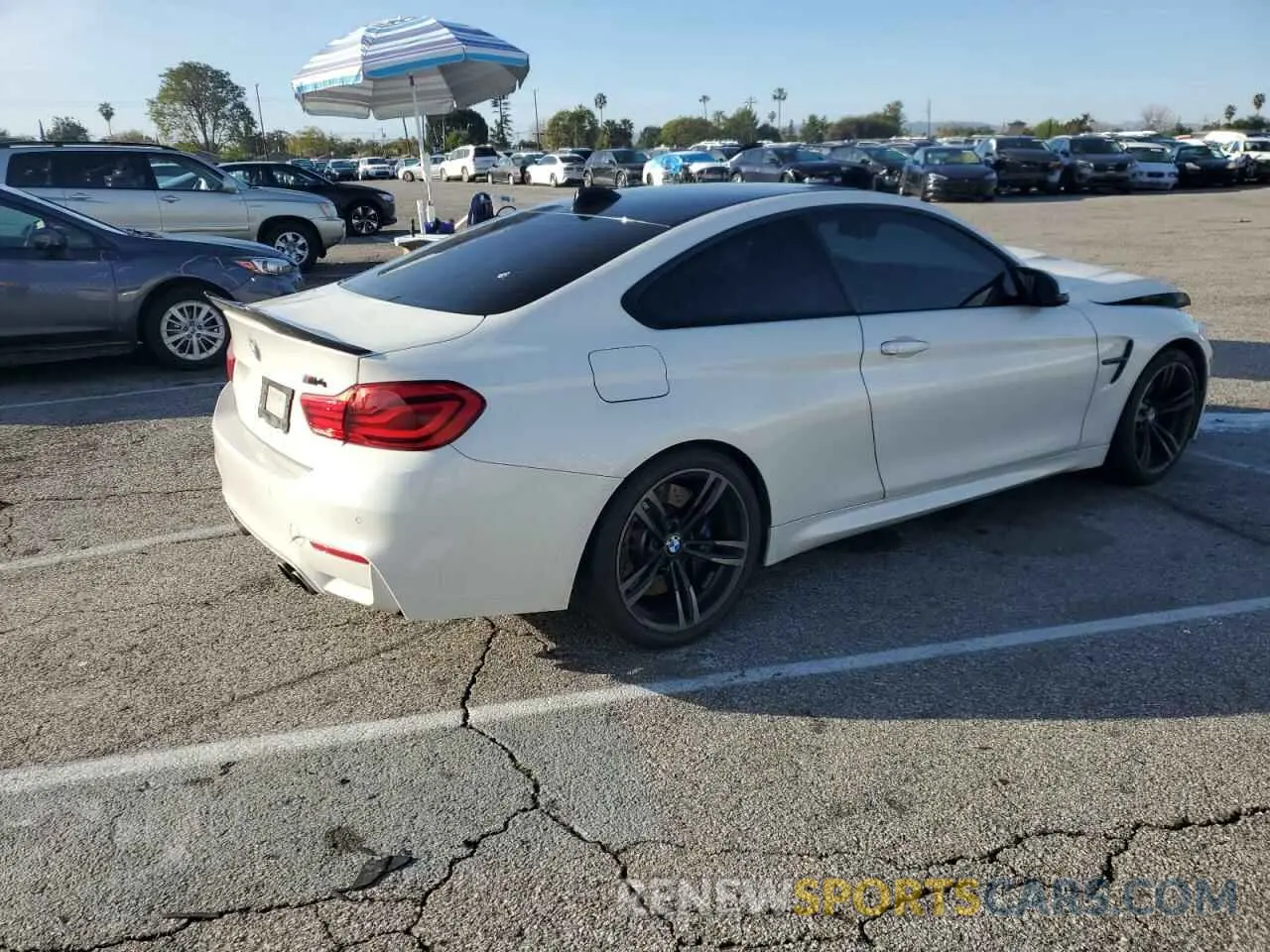 3 Photograph of a damaged car WBS4Y9C51KAG67562 BMW M4 2019
