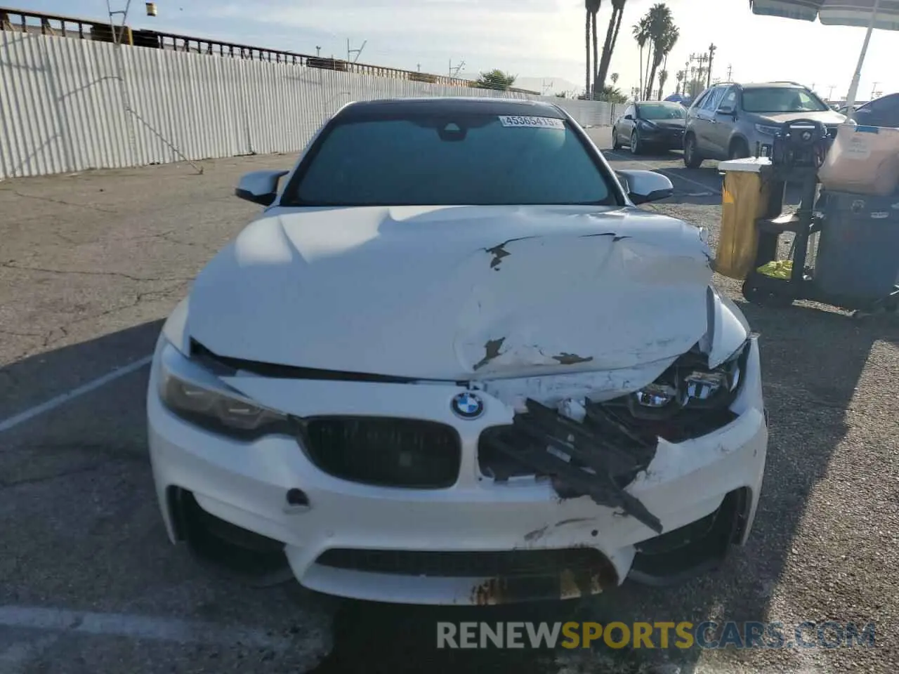 5 Photograph of a damaged car WBS4Y9C51KAG67562 BMW M4 2019