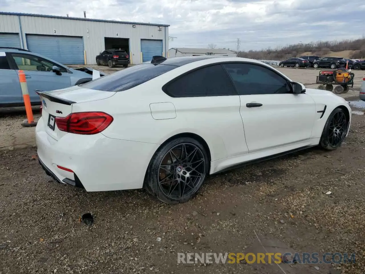 3 Photograph of a damaged car WBS4Y9C53KAG67529 BMW M4 2019