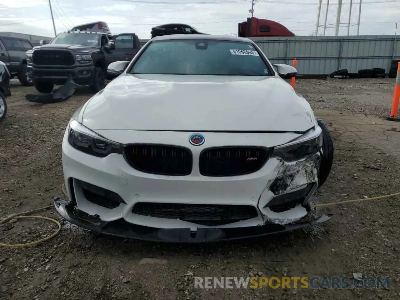 5 Photograph of a damaged car WBS4Y9C53KAG67529 BMW M4 2019