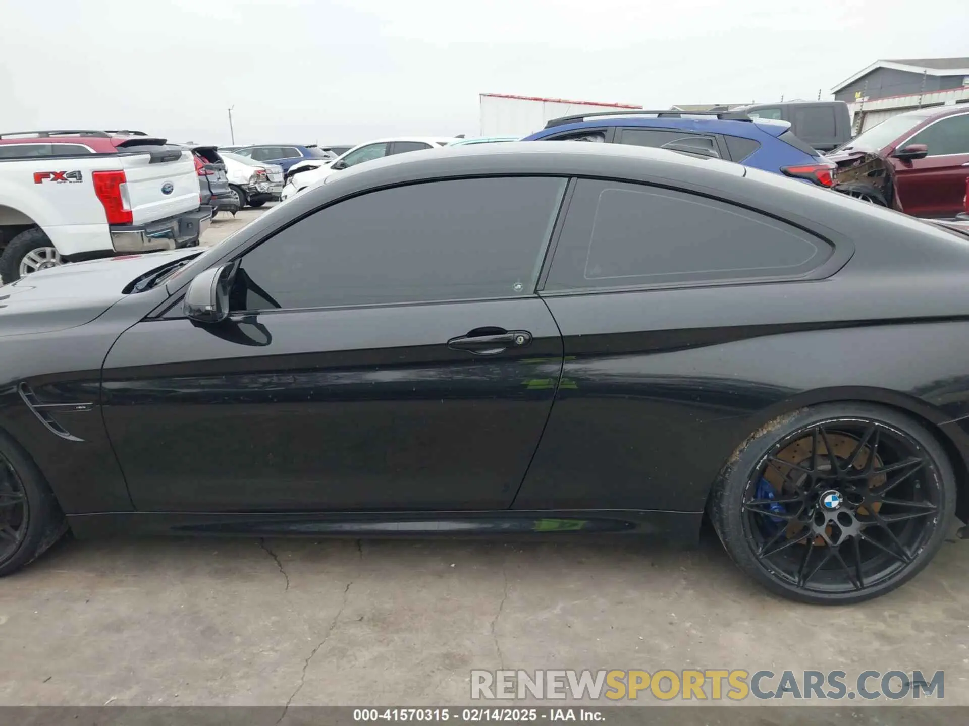 15 Photograph of a damaged car WBS4Y9C53KAH82910 BMW M4 2019