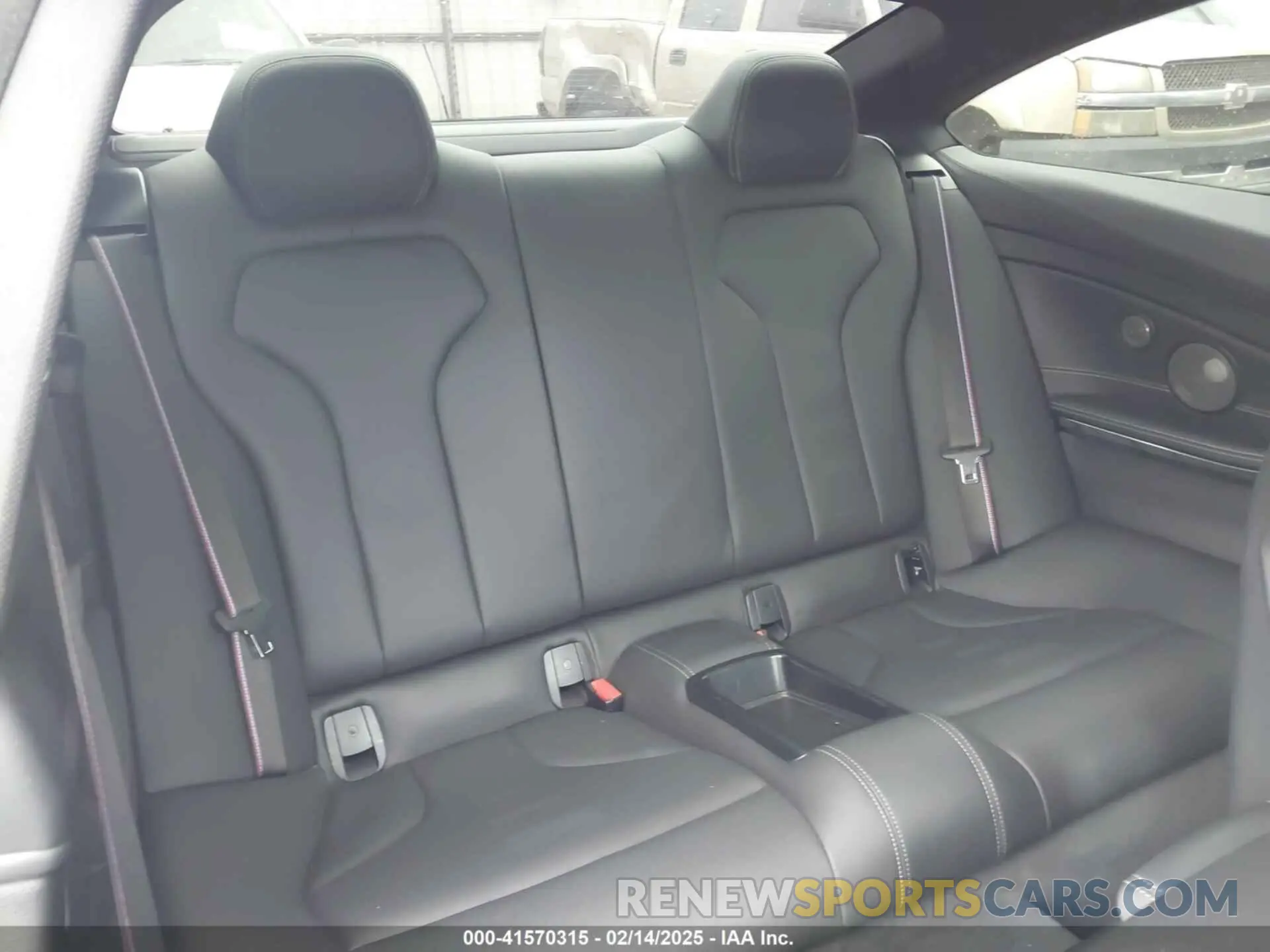 8 Photograph of a damaged car WBS4Y9C53KAH82910 BMW M4 2019