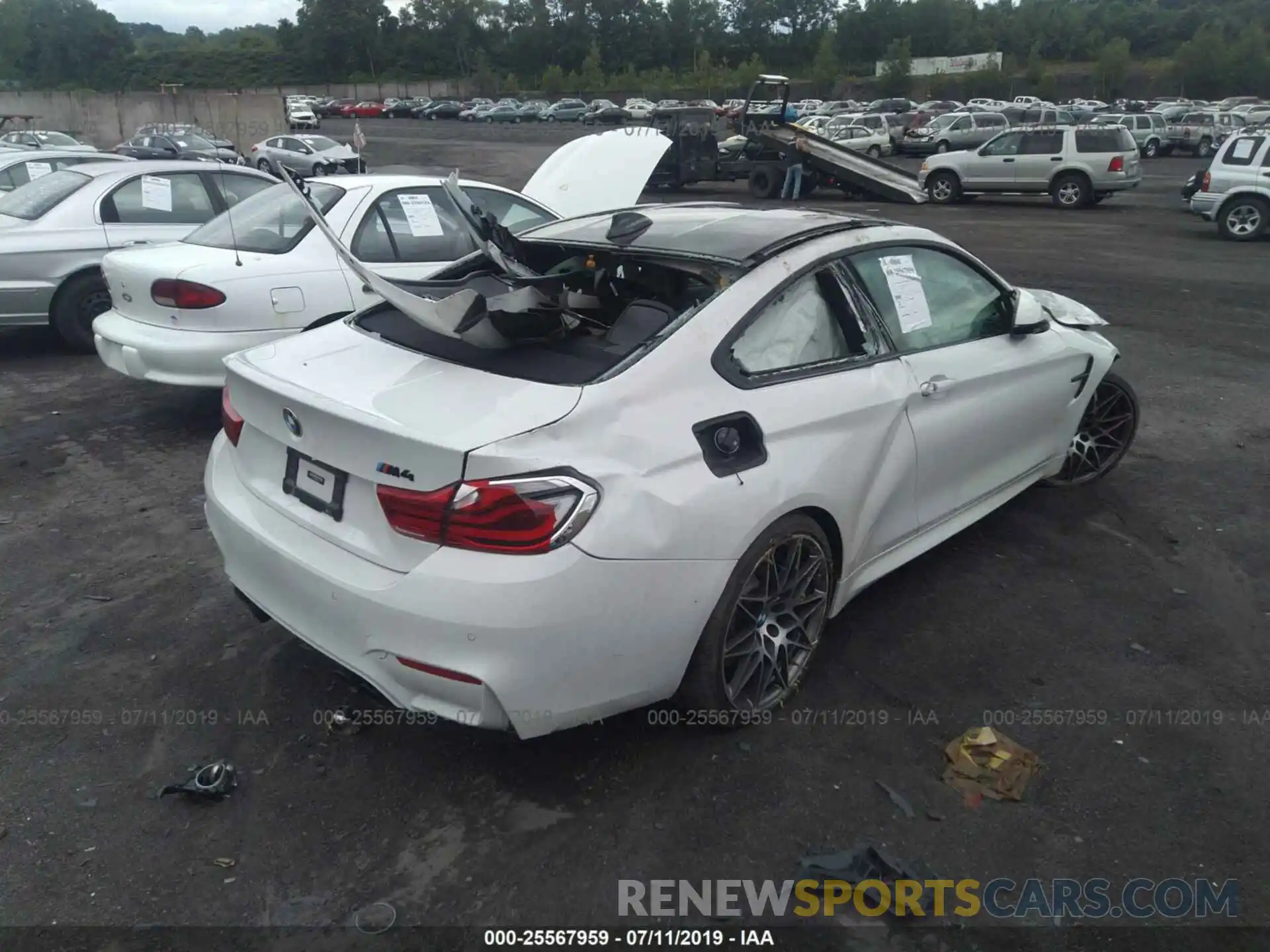 4 Photograph of a damaged car WBS4Y9C55KAG67130 BMW M4 2019