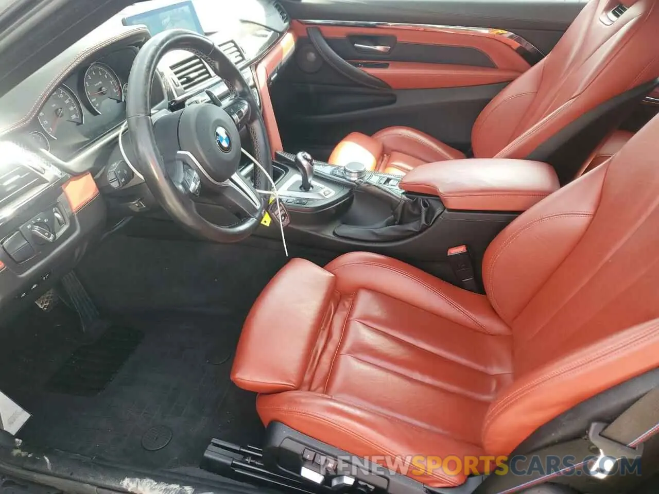 7 Photograph of a damaged car WBS4Z9C50KEJ63619 BMW M4 2019
