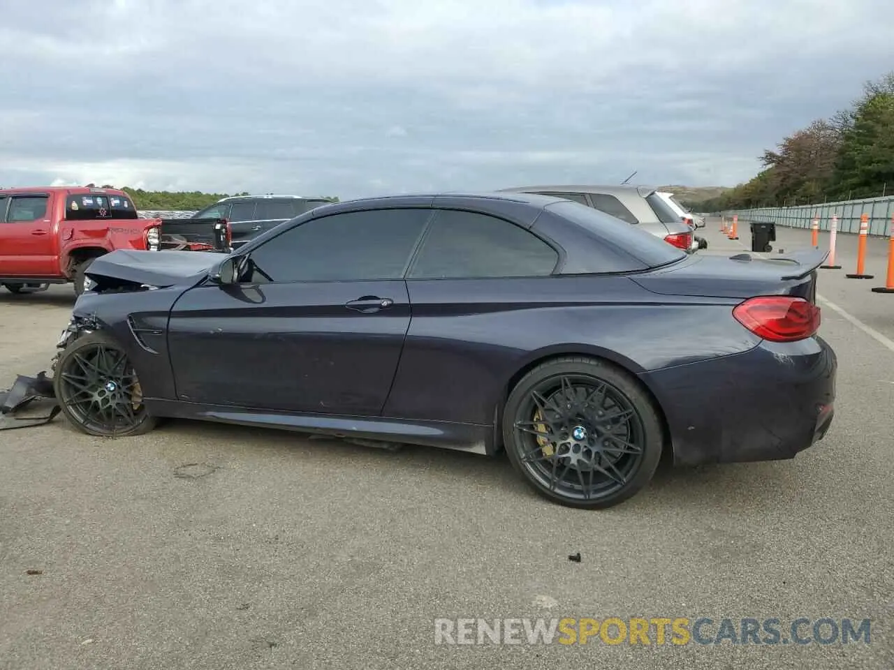 2 Photograph of a damaged car WBS4Z9C54KEJ63588 BMW M4 2019