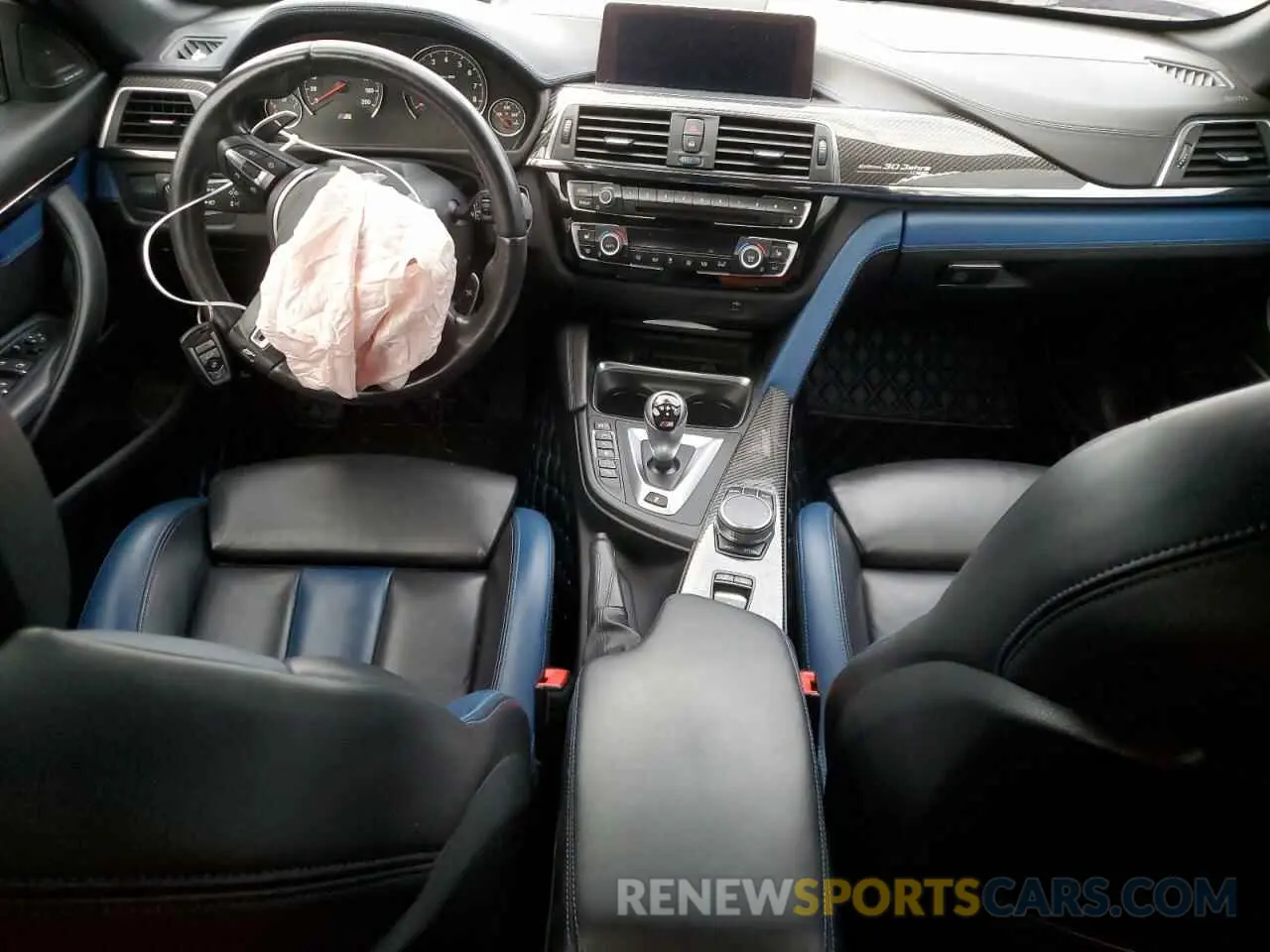 8 Photograph of a damaged car WBS4Z9C54KEJ63588 BMW M4 2019