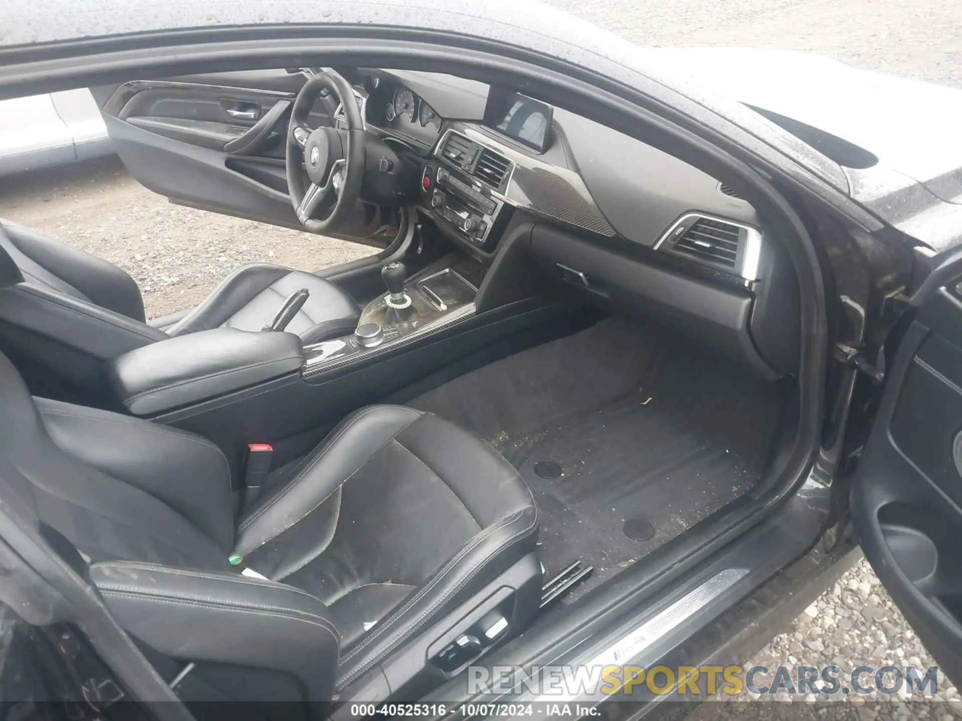 5 Photograph of a damaged car WBS4Y9C00LFJ67933 BMW M4 2020