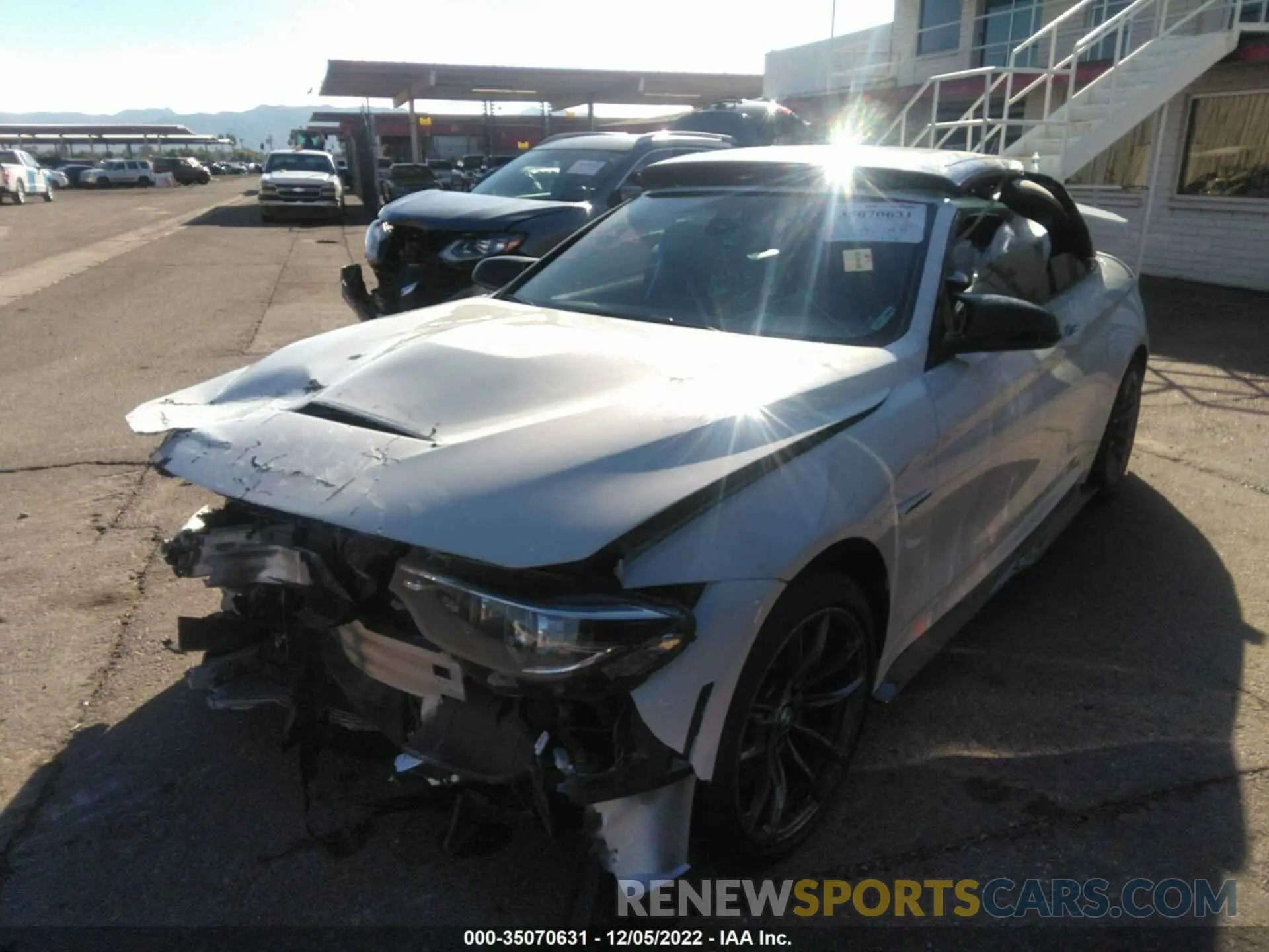 2 Photograph of a damaged car WBS4Z9C00L5P88866 BMW M4 2020