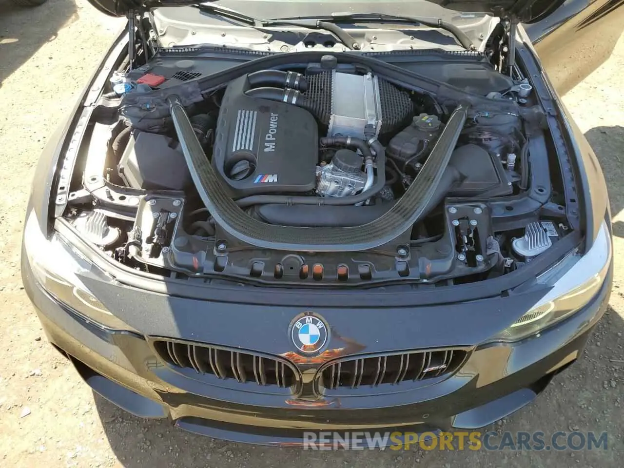 11 Photograph of a damaged car WBS4Z9C02L5R18811 BMW M4 2020