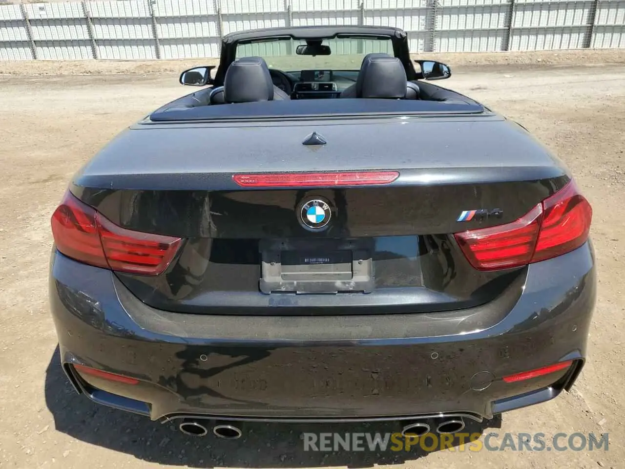 6 Photograph of a damaged car WBS4Z9C02L5R18811 BMW M4 2020