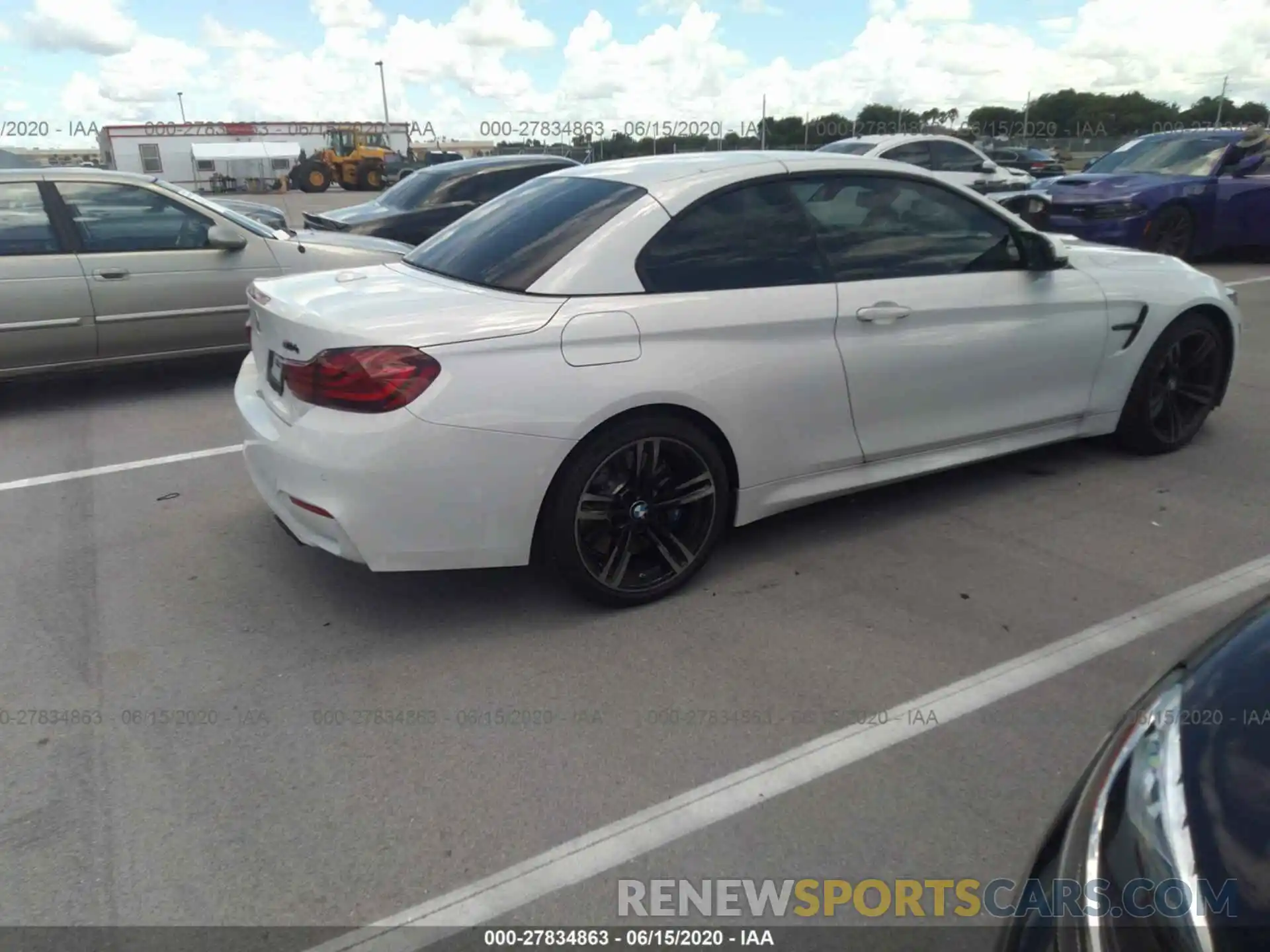 4 Photograph of a damaged car WBS4Z9C08L5N60324 BMW M4 2020