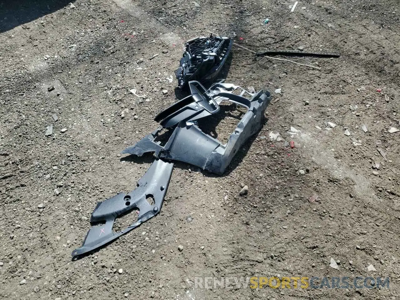 12 Photograph of a damaged car WBA13AR00MCG86985 BMW M4 2021
