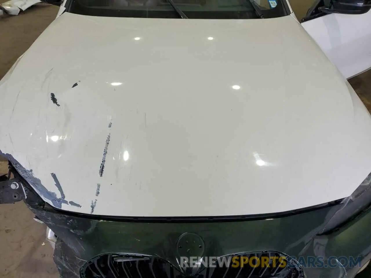 11 Photograph of a damaged car WBA13AR01MCG66065 BMW M4 2021