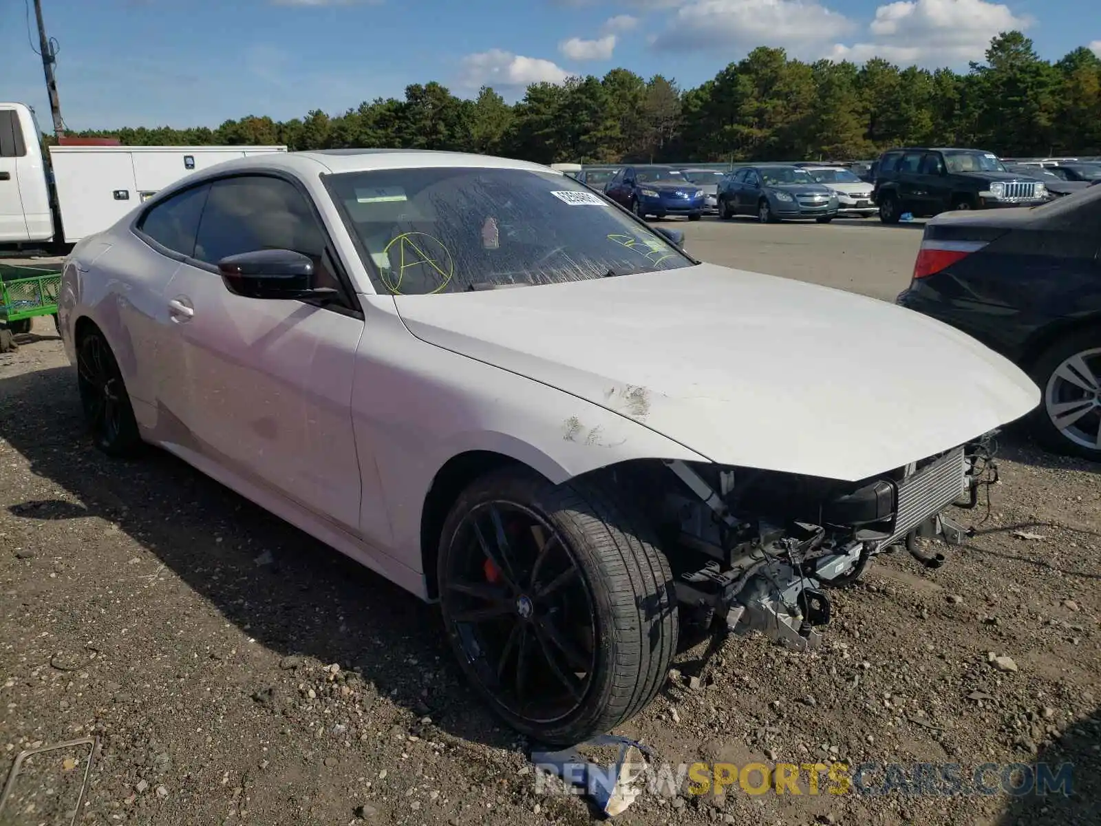 1 Photograph of a damaged car WBA13AR02MCG63420 BMW M4 2021