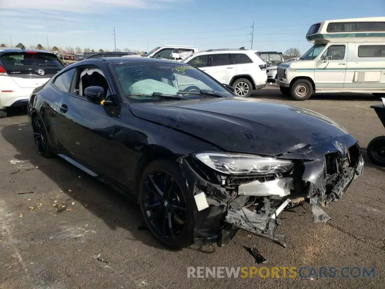 1 Photograph of a damaged car WBA13AR02MCG76779 BMW M4 2021