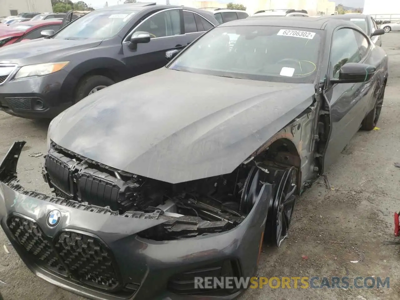 2 Photograph of a damaged car WBA13AR06MCF49128 BMW M4 2021