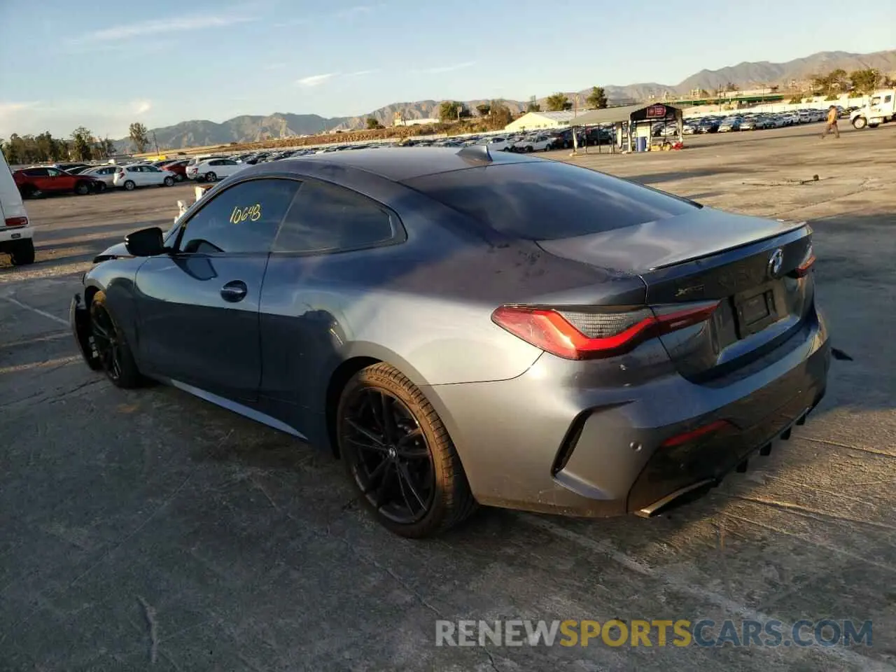 2 Photograph of a damaged car WBA13AR09MCF69616 BMW M4 2021