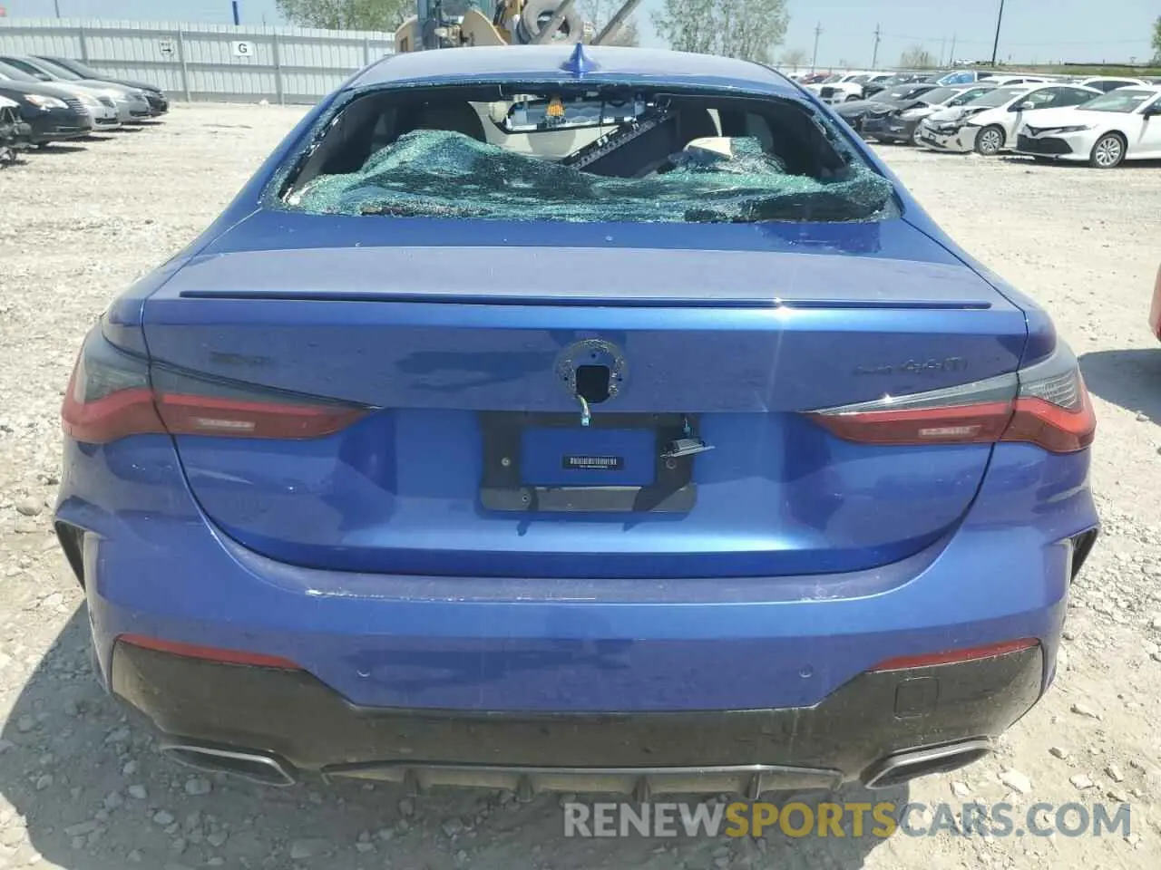 6 Photograph of a damaged car WBA13AR09MCF83046 BMW M4 2021