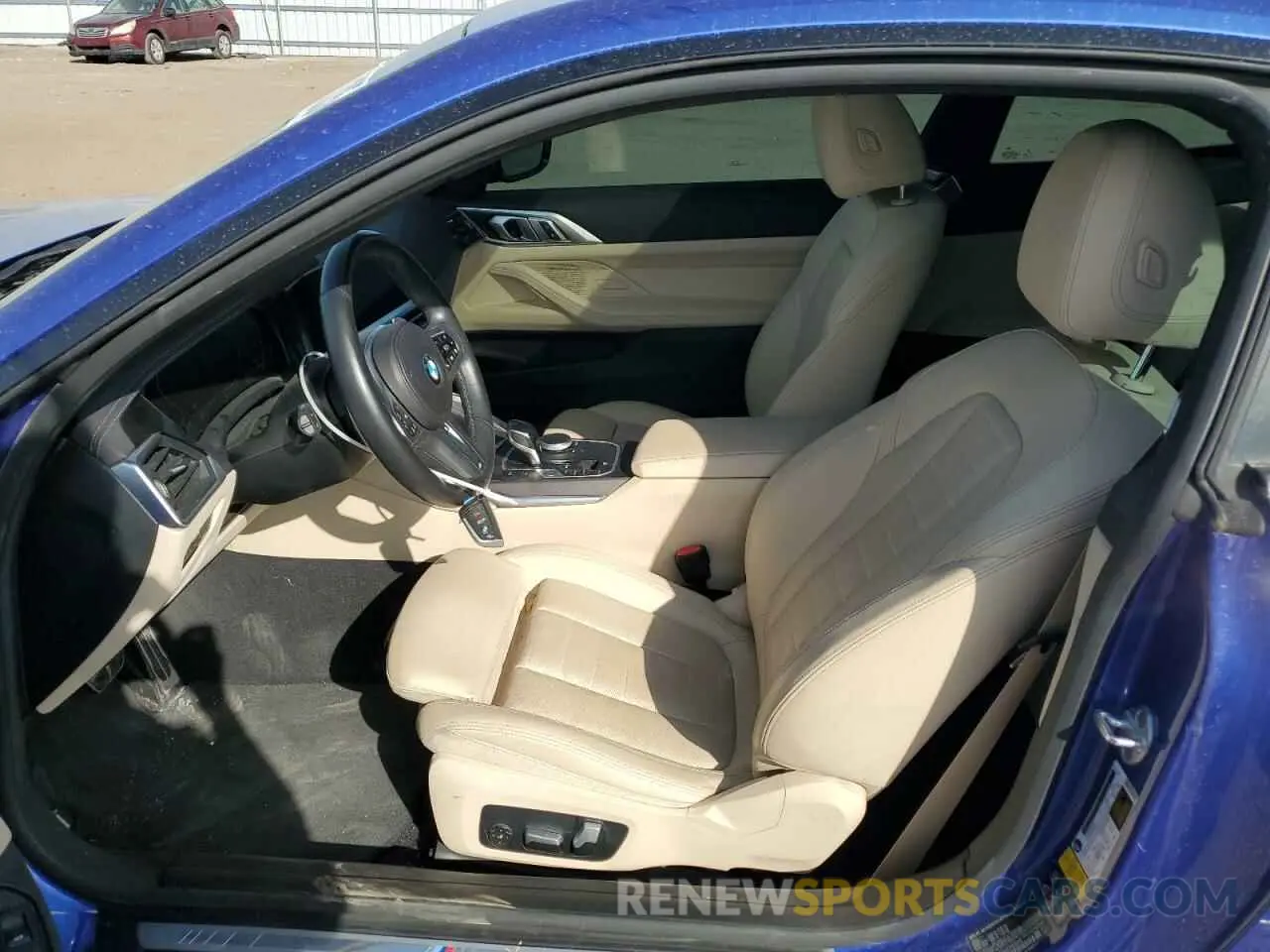 7 Photograph of a damaged car WBA13AR09MCF83046 BMW M4 2021