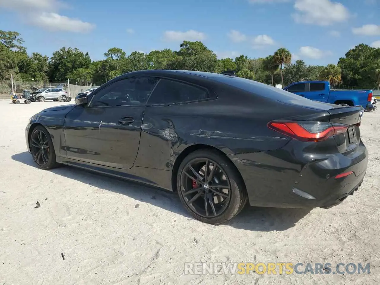 2 Photograph of a damaged car WBA13AR0XMCF66854 BMW M4 2021