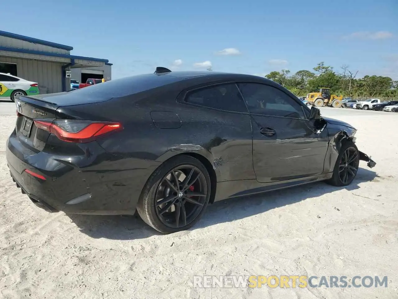 3 Photograph of a damaged car WBA13AR0XMCF66854 BMW M4 2021